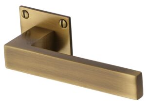 Heritage Brass Delta Low Profile Antique Brass Door Handles On Square Rose (Sold In Pairs)