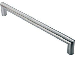 Eurospec Mitred Cabinet Pull Handle (96Mm C/C Or 128Mm C/C), Satin Stainless Steel