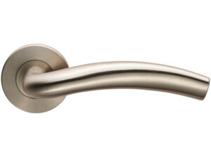 Eurospec Hallstat Door Handles On Slim Fit 6Mm Rose - Grade 304 Satin Stainless Steel