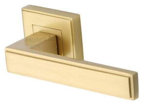 Heritage Brass Linear Satin Brass Art Deco Style Door Handles On Square Rose (Sold In Pairs)