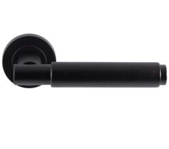 Varese Knurled Door Handles On Round Rose, Matt Black