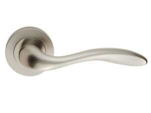 Manital Giava Door Handles On Round Rose, Satin Nickel (Sold In Pairs)