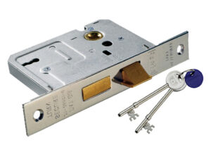 Eurospec 3 Lever Sash Locks, Silver Or Brass Finish