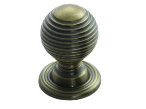 Fingertip Queen Anne Reeded Cupboard Knob (28Mm Or 35Mm), Florentine Bronze