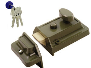 Eurospec Traditional Rim Cylinder Nightlatches (60Mm Back Set), Electro Brass Or Green