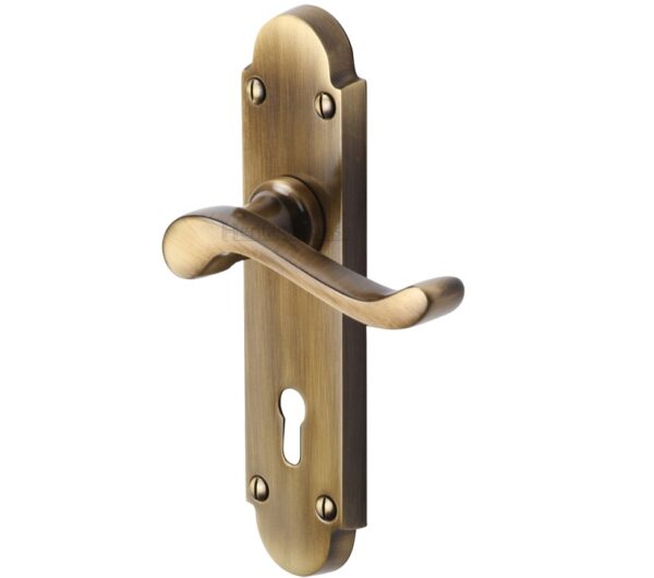 Heritage Brass Savoy Antique Brass Door Handles (Sold In Pairs)