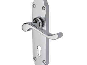 Heritage Brass Savoy Polished Chrome Door Handles (Sold In Pairs)