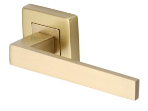 Heritage Brass Delta Sq Satin Brass Door Handles On Square Rose (Sold In Pairs)