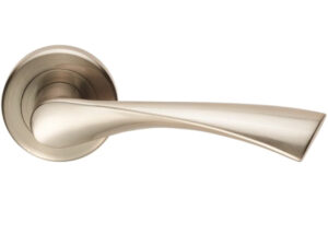 Serozzetta Residential Venti Door Handles On Round Rose, Satin Nickel (Sold In Pairs)