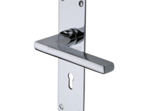 Heritage Brass Trident Low Profile Door Handles On Backplates, Polished Chrome(Sold In Pairs)