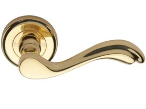 Heritage Brass Lisboa Polished Brass Door Handles On Round Rose (Sold In Pairs)