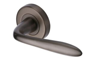 Heritage Brass Sutton Matt Bronze Door Handles On Round Rose (Sold In Pairs)