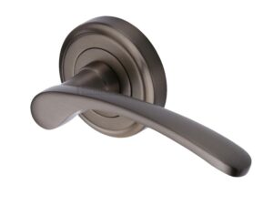 Heritage Brass Sophia Matt Bronze Door Handles On Round Rose (Sold In Pairs)