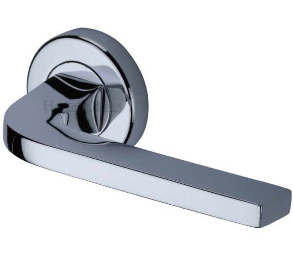 Heritage Brass Bellagio Polished Chrome Door Handles On Round Rose (Sold In Pairs)