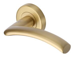 Heritage Brass Centaur Satin Brass Door Handles On Round Rose (Sold In Pairs)