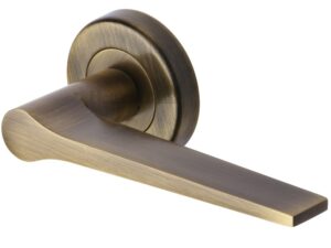 Heritage Brass Gio Antique Brass Door Handles On Round Rose