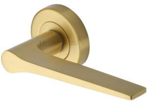 Heritage Brass Gio Satin Brass Door Handles On Round Rose (Sold In Pairs)