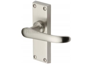 Heritage Brass Windsor Short Satin Nickel Door Handles (Sold In Pairs)