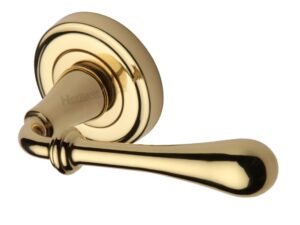 Heritage Brass Roma Polished Brass Door Handles On Round Rose (Sold In Pairs)