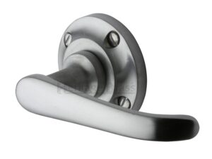 Heritage Brass Windsor Door Handles On Round Rose, Satin Chrome (Sold In Pairs)