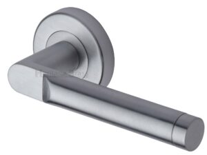 Heritage Brass Celia Satin Chrome Door Handles On Round Rose (Sold In Pairs)