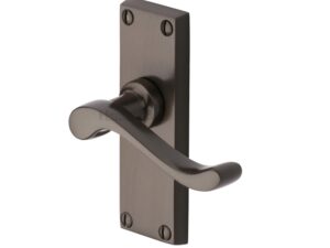 Heritage Brass Bedford Short Matt Bronze Door Handles (Sold In Pairs)