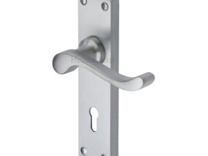 Heritage Brass Bedford Satin Chrome Door Handles (Sold In Pairs)