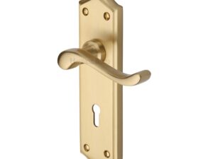 Heritage Brass Buckingham Satin Brass Door Handles (Sold In Pairs)