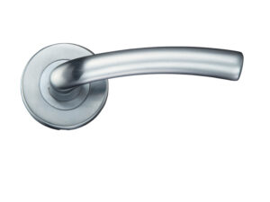 Zoo Hardware Stanza Seville Contract Lever On Round Rose, Satin Chrome (Sold In Pairs)