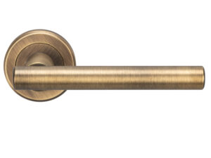 Serozzetta Philadelphia Door Handles On Round Rose, Antique Brass - (Sold In Pairs)