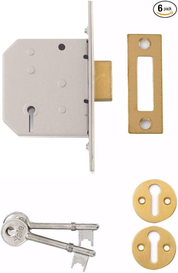 Yale P-M322-PB-65 3 Lever Mortice Deadlock, Visi Pack, Suitable for Internal Doors, Brass Finish, 2.5 Inch/64 mm