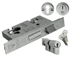 Eurospec Insurance Rated (Complete Set) Bs Euro Profile Cylinder And Turn Sashlocks - Silver Finish