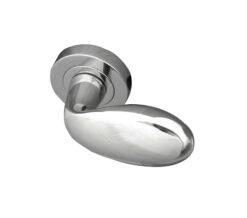 Frelan Hardware Paja Club Door Handles On Round Rose, Polished Chrome (Sold In Pairs)