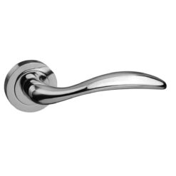 Mediterranean Ancon Lever Door Handle on Round Rose - Polished Chrome