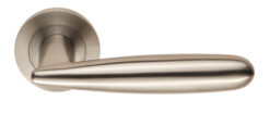 Eurospec Cervino Polished Stainless Steel Or Satin Stainless Steel Door Handles (Sold In Pairs)