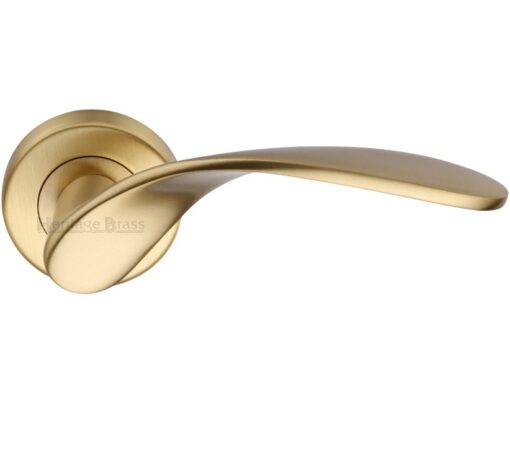 Heritage Brass Volo Satin Brass Door Handles On Round Rose (Sold In Pairs)