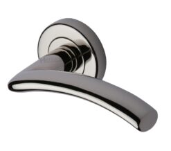 Heritage Brass Centaur Polished Nickel Door Handles On Round Rose (Sold In Pairs)