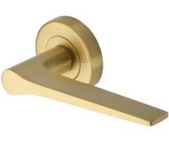 Heritage Brass Gio Satin Brass Door Handles On Round Rose (Sold In Pairs)