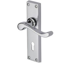 Heritage Brass Bedford Polished Chrome Door Handles (Sold In Pairs)