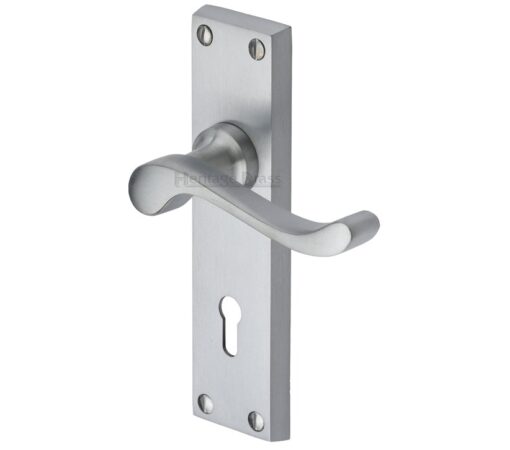 Heritage Brass Bedford Satin Chrome Door Handles (Sold In Pairs)