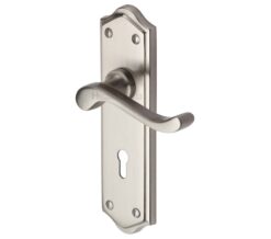 Heritage Brass Buckingham Satin Nickel Door Handles - W4200-Sn (Sold In Pairs)