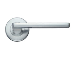 Zoo Hardware Stanza Leon Contract Lever On Round Rose, Satin Chrome (Sold In Pairs)