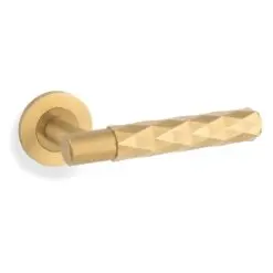 Diamond Cut Spitfire Lever on Round Rose