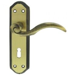 CARLISLE BRASS - DL340FB-BP WENTWORTH LEVER ON BACKPLATE - LOCK 57MM C/C