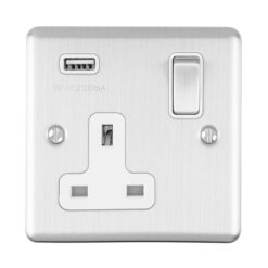 Eurolite En1Usbssw 1 Gang 13Amp Switched Socket With 2.1 Amp Usb Outlet Satin Enhance Range White Trim