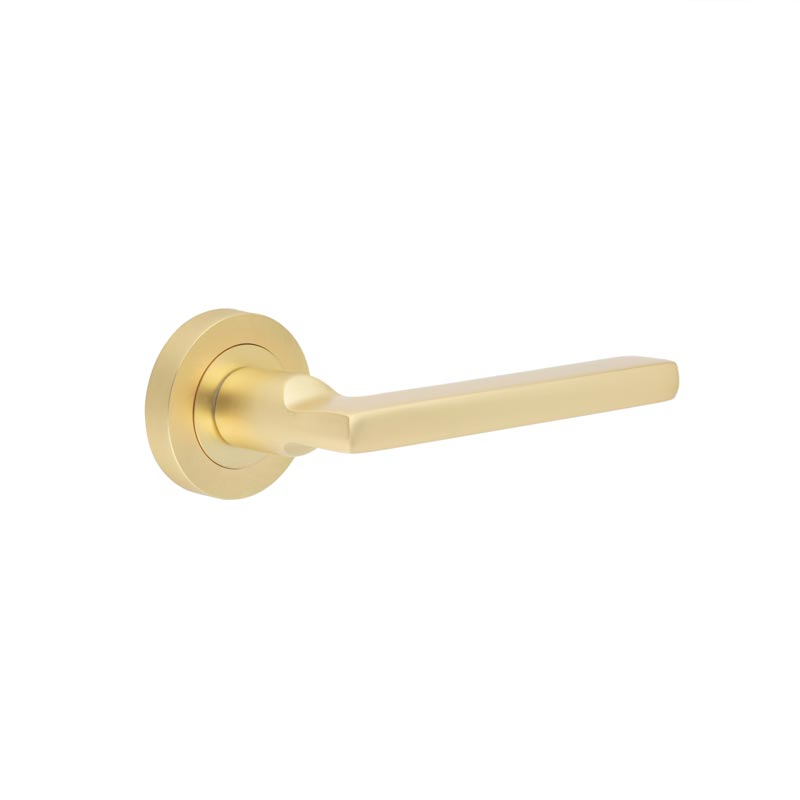 Jet Door Handle in Satin Brass