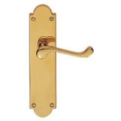 CARLISLE BRASS - M67 VICTORIAN SCROLL LEVER ON SHAPED BACKPLATE - LATCH