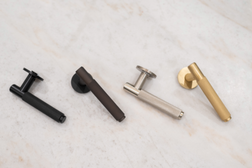 Millhouse Brass Crompton Designer Lever on 5mm Slimline Round Rose - Polished Chrome MHSR100PC