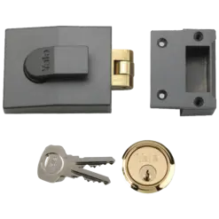 81 Roller Bolt Nightlatch