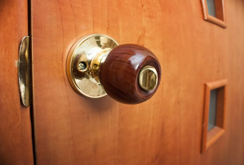 wooden door knobs